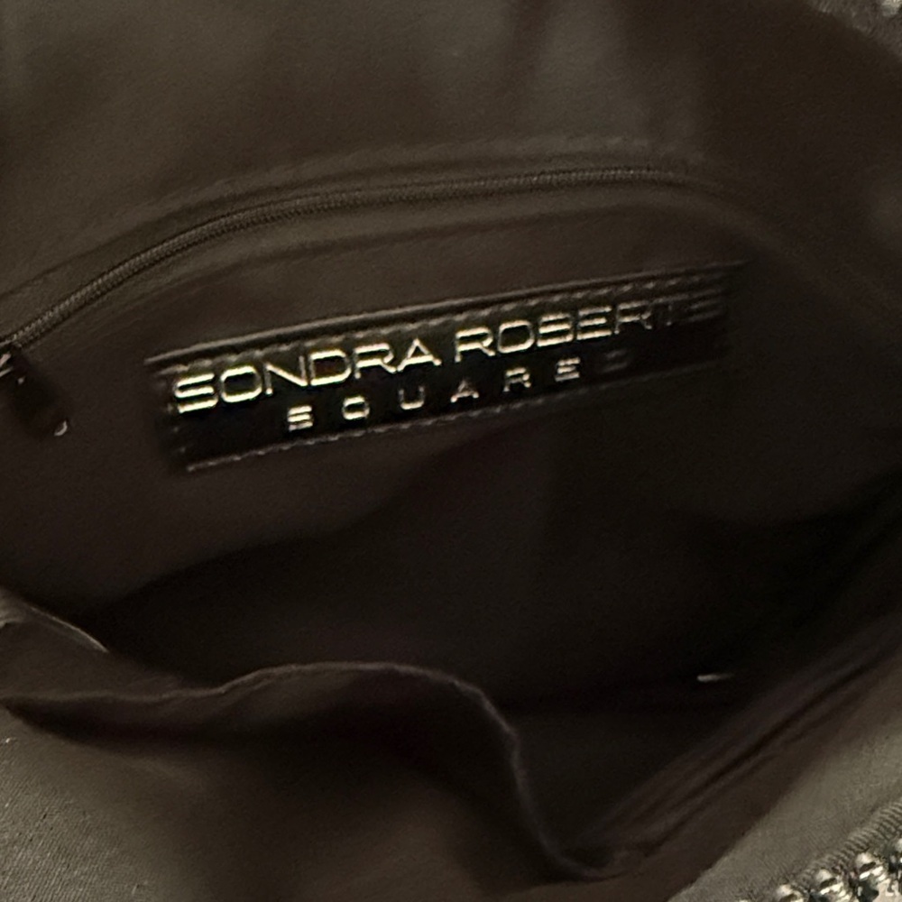 Sondra Roberts Squared Women Puffy Black Crossbody Bag Pockets - Picture 4 of 4